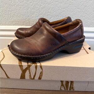 boc Women's Rich Brown Leather Mules